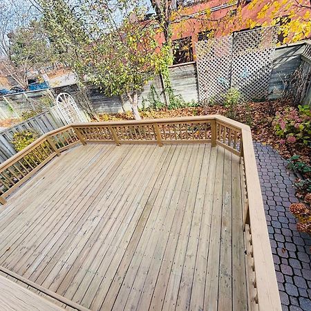 מיסיסאוגה Room With Private Patio Next To Toronto Airport מראה חיצוני תמונה